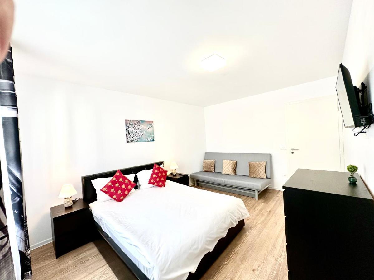 Kasper Coresi Mall - Rise Private Apartments & Suites บราชอฟ ภายนอก รูปภาพ