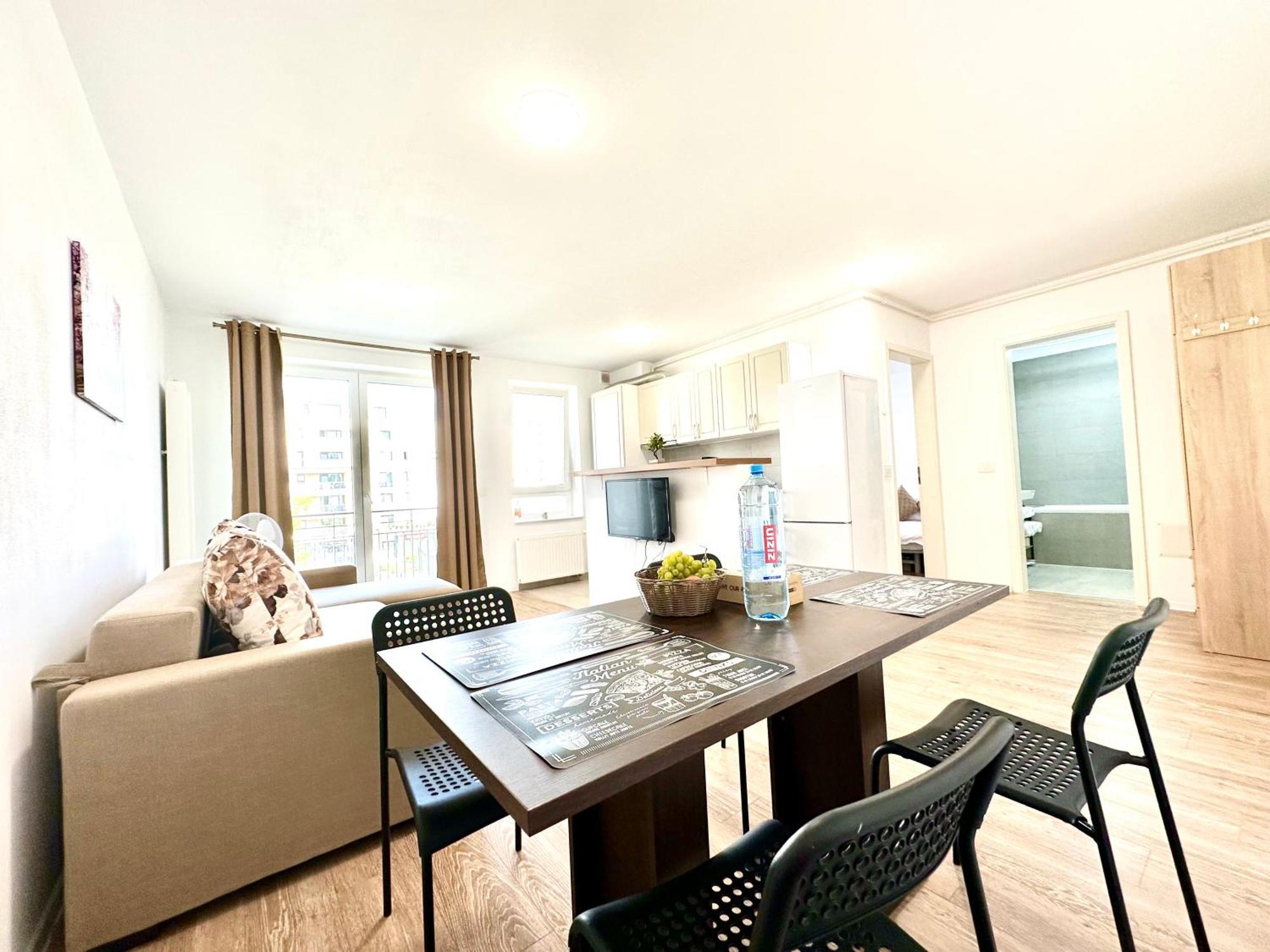 Kasper Coresi Mall - Rise Private Apartments & Suites บราชอฟ ภายนอก รูปภาพ