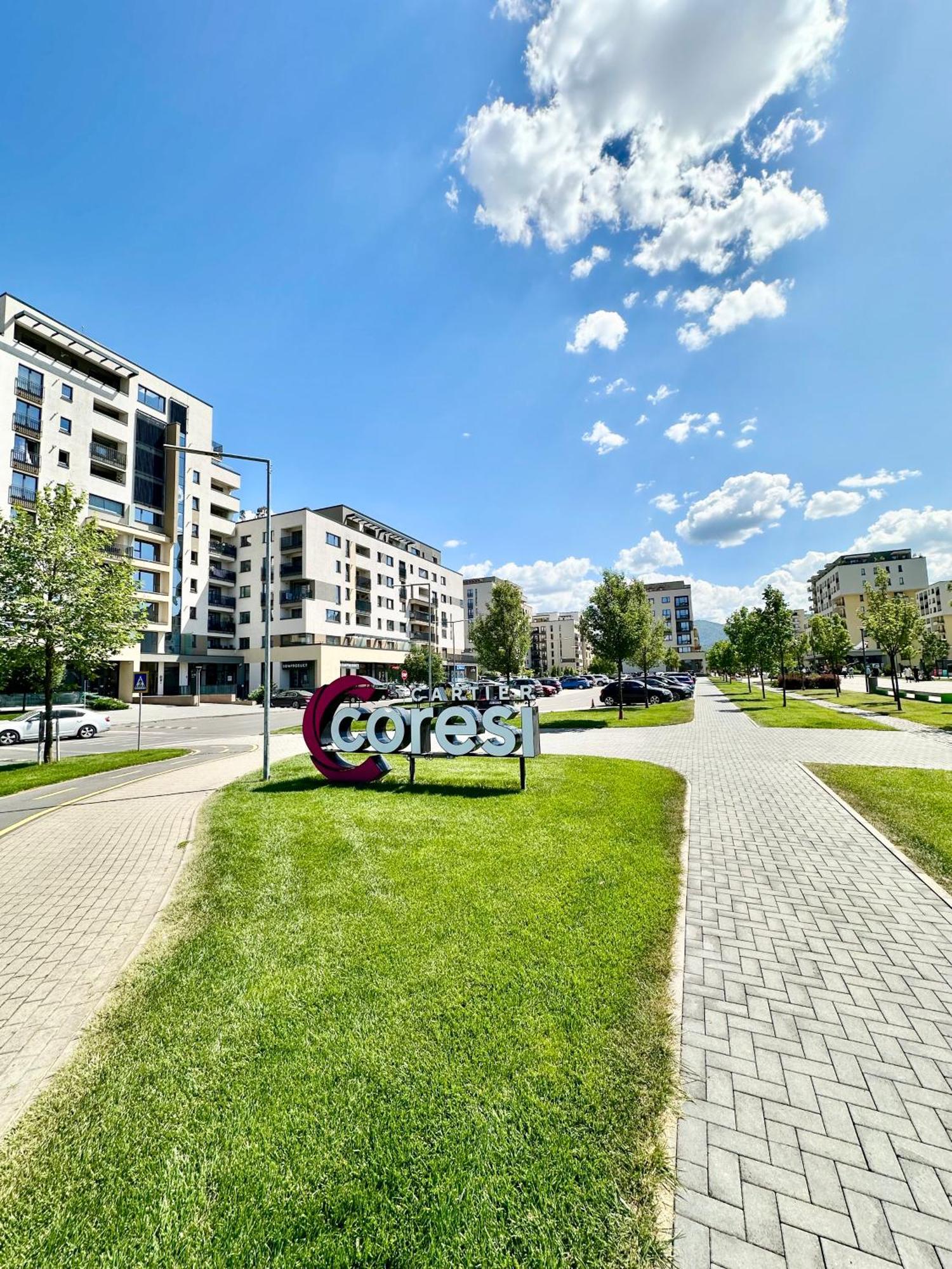 Kasper Coresi Mall - Rise Private Apartments & Suites บราชอฟ ภายนอก รูปภาพ