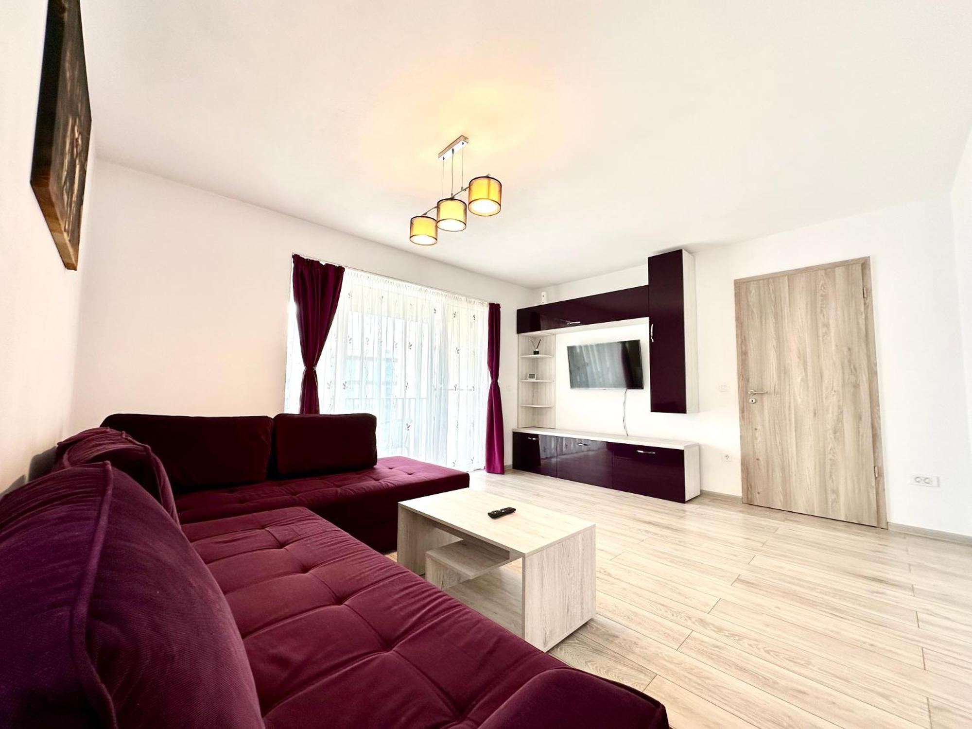 Kasper Coresi Mall - Rise Private Apartments & Suites บราชอฟ ภายนอก รูปภาพ