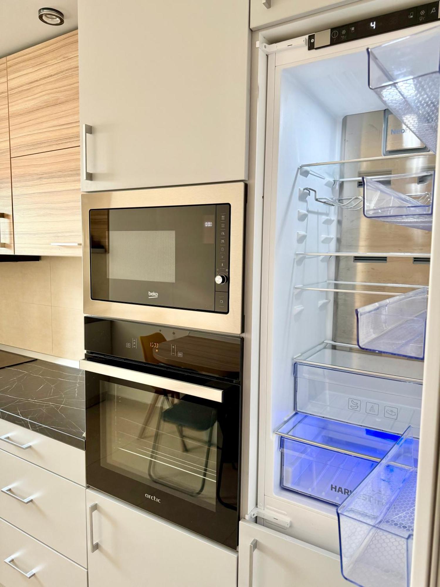Kasper Coresi Mall - Rise Private Apartments & Suites บราชอฟ ภายนอก รูปภาพ